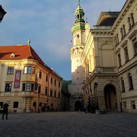 Fueredi Haz Apartman Apartment Sopron Exterior photo