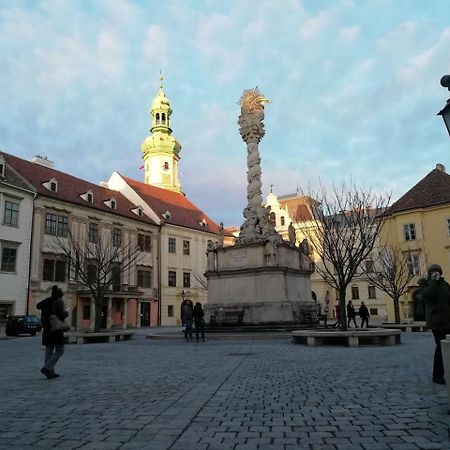 Fueredi Haz Apartman Apartment Sopron Exterior photo